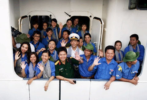 Tuổi trẻ đoàn hành trình tràn ngập niềm vui khi hoàn thành hành trình đầy ý nghĩa.