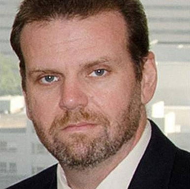 Phó giáo sư Robert Farley Phó giáo sư Robert Farley