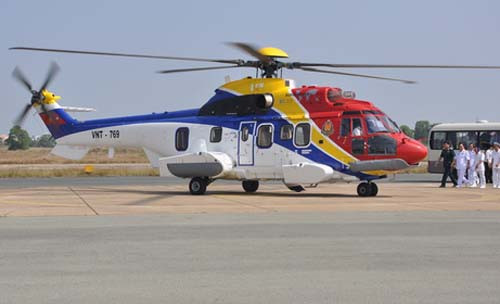 Tiếp nhận máy bay E-225 hiện đại chuyên bay biển - Ảnh TTO Tiếp nhận máy bay E-225 hiện đại chuyên bay biển - Ảnh TTO