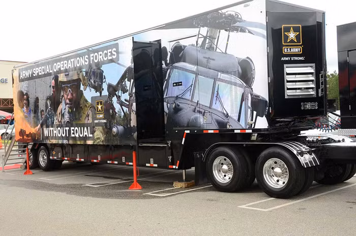 Một trung tâm tuyển dụng đặc biệt cho quân đội đã được thành lập ở Fort Bragg ngày 28/8.