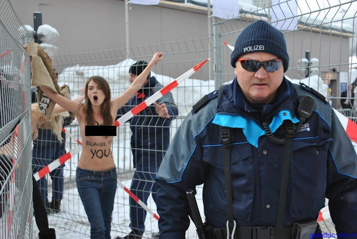 Phong trào FEMEN tại Davos, Thuỵ Sỹ