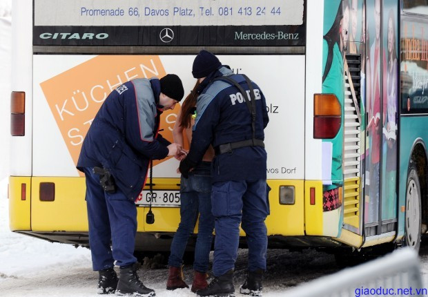 Phong trào FEMEN tại Davos, Thuỵ Sỹ