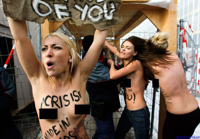 Phong trào FEMEN tại Davos, Thuỵ Sỹ