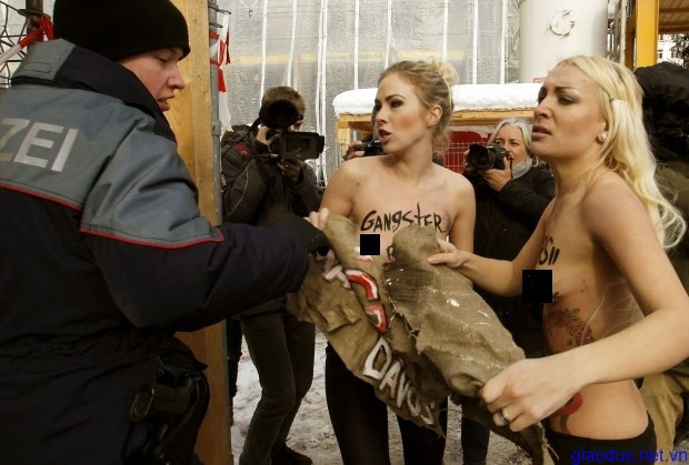 Phong trào FEMEN tại Davos, Thuỵ Sỹ
