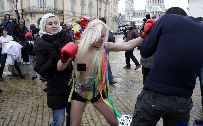Phong trào FEMEN tại Sofia, Hungary
