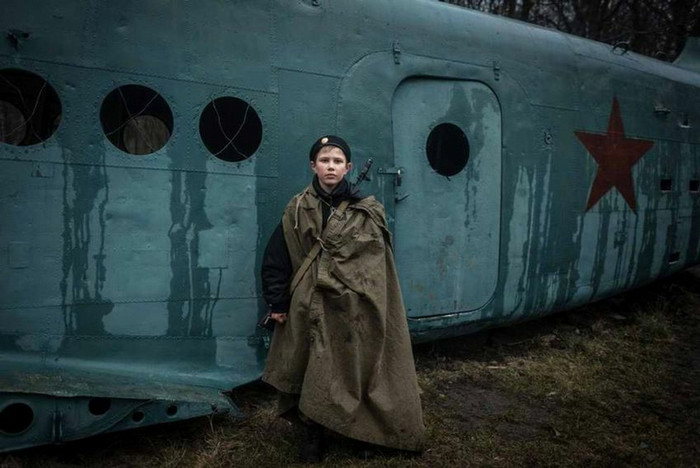 Đứng gác rất chuyên nghiệp Đứng gác rất chuyên nghiệp