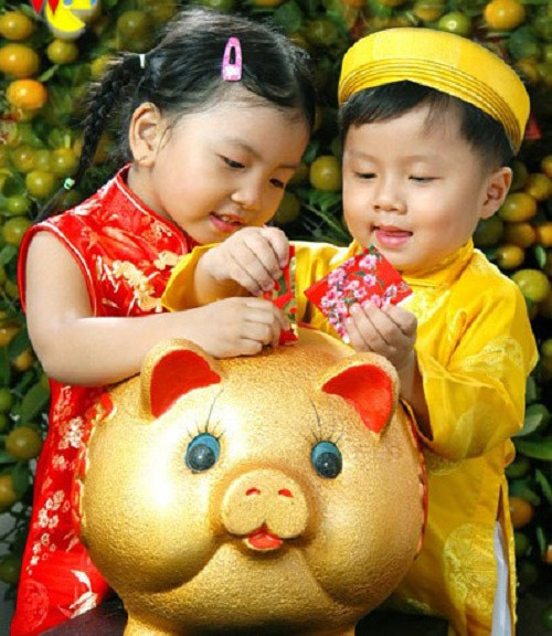 Xu hướng giáo dục tài chính cho trẻ em cũng được nhiều gia đình, trường học và các tổ chức tài chính chú trọng gần đây. Ảnh minh họa. Xu hướng giáo dục tài chính cho trẻ em cũng được nhiều gia đình, trường học và các tổ chức tài chính chú trọng gần đây. Ảnh minh họa.