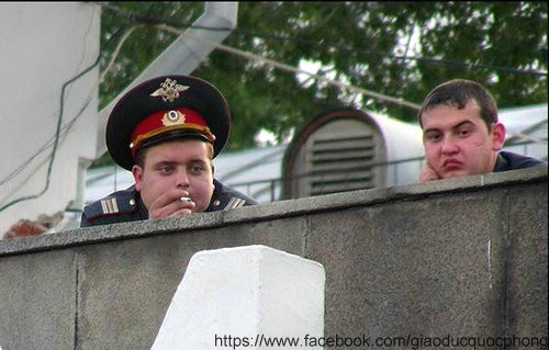 Hai anh đều béo Hai anh đều béo