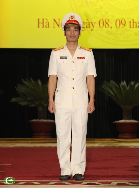 Lễ phục xuân hè nam