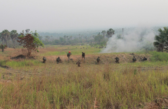Quân đội Pháp tập trận ở Bờ Biển Ngà