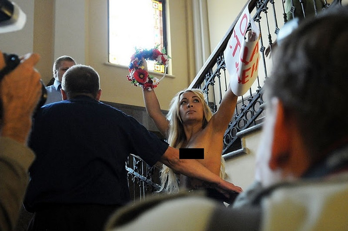 Phong trào FEMEN xuất hiện tại Ucraina