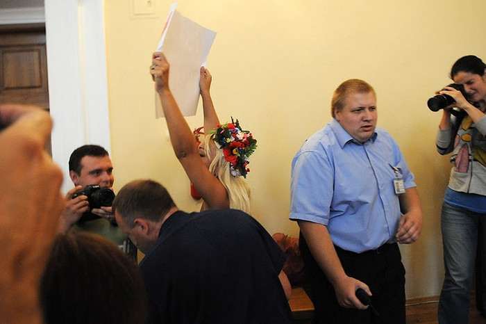 Phong trào FEMEN xuất hiện tại Ucraina