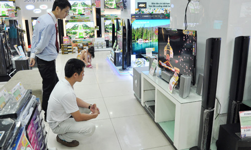 Truyền hình trả tiền đang bước vào một cuộc cạnh tranh mới về chất lượng kênh phát sóng. Ảnh: Anh Quân