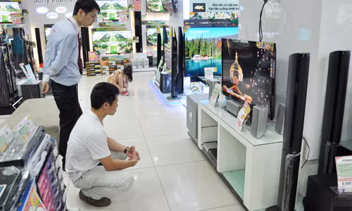 Truyền hình trả tiền đang bước vào một cuộc cạnh tranh mới về chất lượng kênh phát sóng. Ảnh: Anh Quân