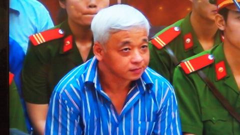 Các luật sư mong muốn hai vụ án “Bầu Kiên” và “Huyền Như ” được phán quyết trên cơ sở tranh tụng đúng theo tinh thần cải cách tư pháp. Các luật sư mong muốn hai vụ án “Bầu Kiên” và “Huyền Như ” được phán quyết trên cơ sở tranh tụng đúng theo tinh thần cải cách tư pháp.