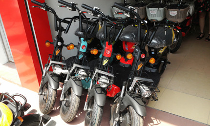 Cả triệu xe máy điện sẽ thành sắt vụn khi không đủ điều kiện đăng ký? Cả triệu xe máy điện sẽ thành sắt vụn khi không đủ điều kiện đăng ký?