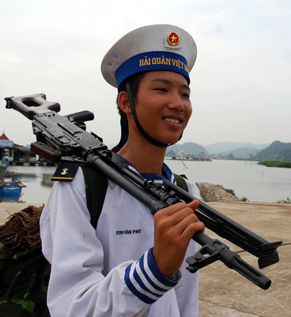 Chiến sĩ trẻ của Hải quân nhân dân Việt Nam Chiến sĩ trẻ của Hải quân nhân dân Việt Nam