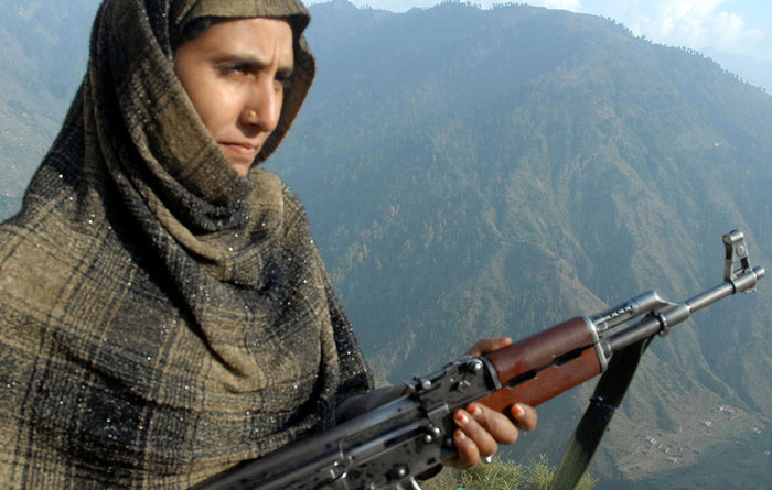 Lực lượng dân quân tự vệ của Ấn Độ tại khu vực Kashmir. Lực lượng dân quân tự vệ của Ấn Độ tại khu vực Kashmir.