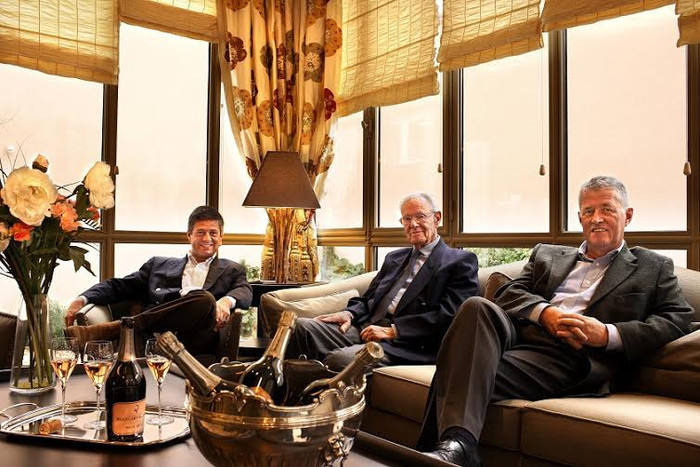 Giới yêu thích rượu champagne sẽ có cơ hội thưởng thức những hương vị champagne hảo hạng của hãng rượu Billecart-Salmon lừng danh thế giới tại nhà hàng La Maison 1888 Đà Nẵng. Giới yêu thích rượu champagne sẽ có cơ hội thưởng thức những hương vị champagne hảo hạng của hãng rượu Billecart-Salmon lừng danh thế giới tại nhà hàng La Maison 1888 Đà Nẵng.