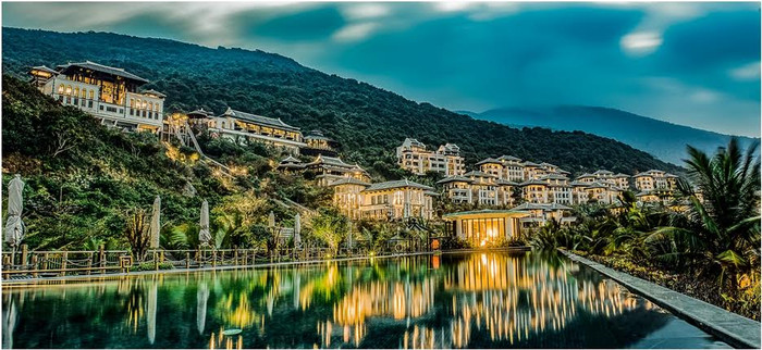 Toàn cảnh Khu nghỉ dưỡng InterContinental Danang Sun Peninsula Resort. Toàn cảnh Khu nghỉ dưỡng InterContinental Danang Sun Peninsula Resort.