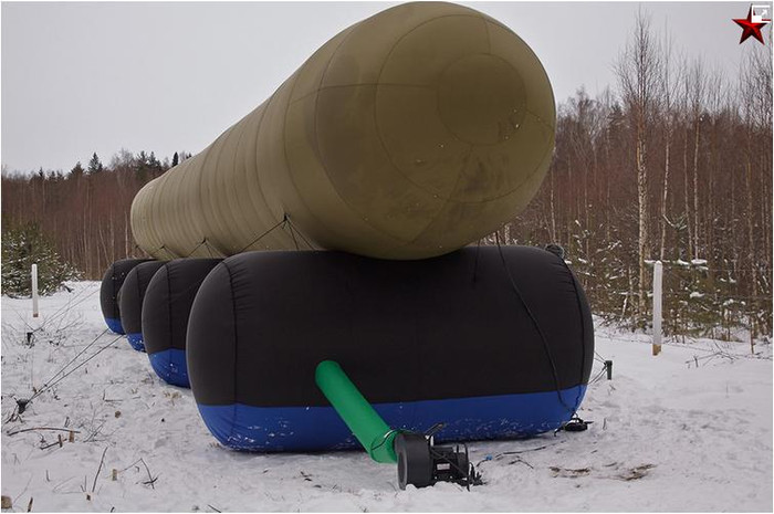 Một quả tên lửa đạn đạo giả Một quả tên lửa đạn đạo giả