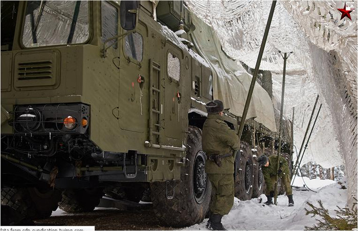 Loại vải bạt ngụy trang màu tuyết Loại vải bạt ngụy trang màu tuyết