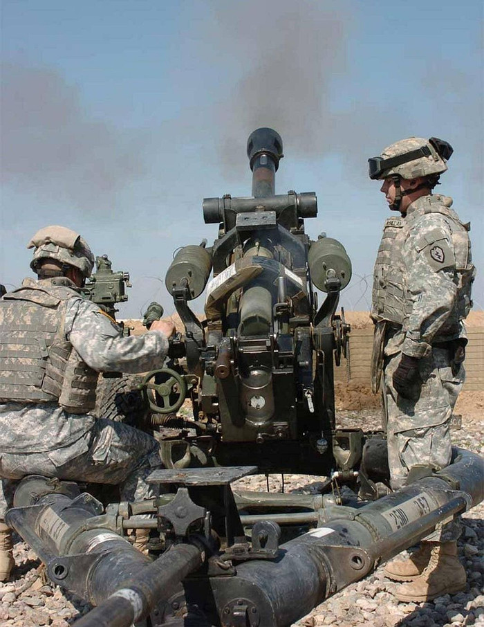 Bích kích pháo M777 Bích kích pháo M777