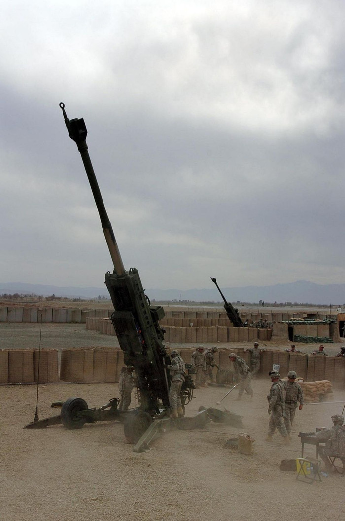 Bích kích pháo M777 Bích kích pháo M777