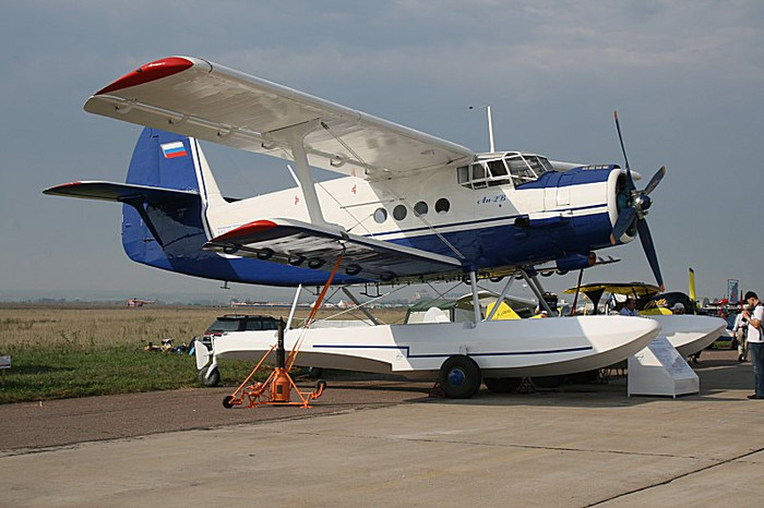 Thủy phi cơ dân dụng An-2 Thủy phi cơ dân dụng An-2