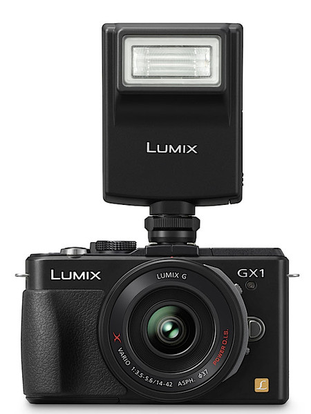 Lumix GX1 sẽ được giao vào giữa tháng 12 (cả hai màu đen và bạc) với giá 700 USD cho thân máy. Lumix GX1 sẽ được giao vào giữa tháng 12 (cả hai màu đen và bạc) với giá 700 USD cho thân máy.