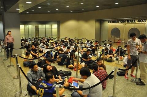 Thâm nhập “đường dây” buôn iPhone 4S về Việt Nam ảnh 1 Thâm nhập “đường dây” buôn iPhone 4S về Việt Nam ảnh 1