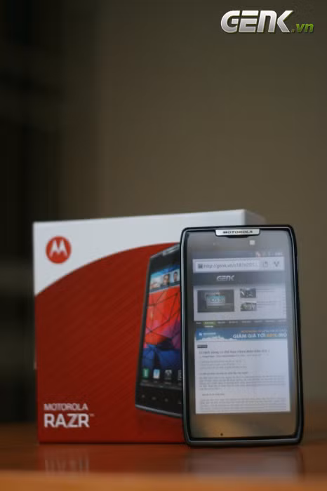 15 smartphone bán chạy nhất thế giới năm 2011 ảnh 14