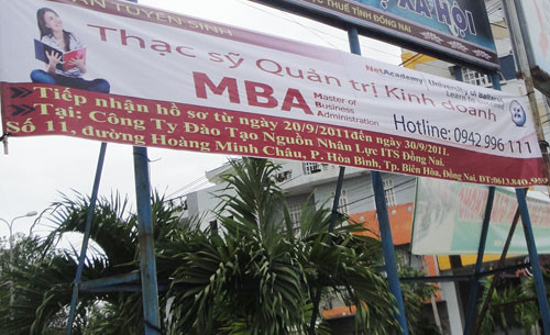 Liên kết đào tạo quốc tế - Treo đầu dê, bán thịt chó ảnh 2 Liên kết đào tạo quốc tế - Treo đầu dê, bán thịt chó ảnh 2