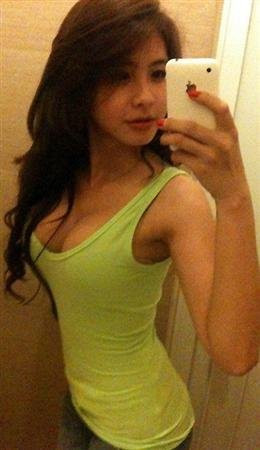 Mốt "tự sướng" bằng iPhone của teengirl Việt ảnh 7