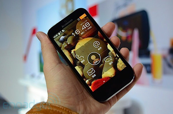 LePhone có màn 4.3 inch cùng chip lõi kép Qualcome MSM8260 mãnh mẽ, 1GB RAM, 1GB ROM và camera 8 MP với khả năng quay phim 1080p. LePhone có màn 4.3 inch cùng chip lõi kép Qualcome MSM8260 mãnh mẽ, 1GB RAM, 1GB ROM và camera 8 MP với khả năng quay phim 1080p.