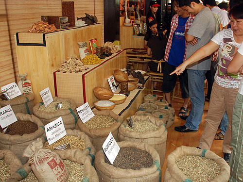 Cà phê Buôn Ma Thuột tại một triển lãm ở TPHCM... Cà phê Buôn Ma Thuột tại một triển lãm ở TPHCM...