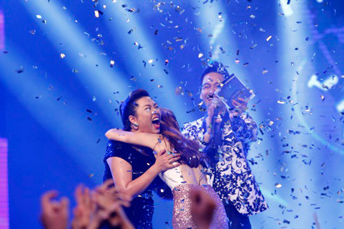 Chưa năm nào top 2 của Vietnam Idol lại thân thiết như năm nay