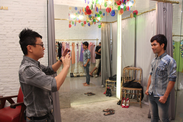 Chia sẻ về phần trình diễn ấn tượng nhất trong Gala vừa rồi, Ya Suy cho biết: "Mình thích bài “Xin lỗi” của Bảo Trâm, mình thấy Trâm khóc khi hát, Trâm hát rất cảm xúc bài hàt này" Chia sẻ về phần trình diễn ấn tượng nhất trong Gala vừa rồi, Ya Suy cho biết: "Mình thích bài “Xin lỗi” của Bảo Trâm, mình thấy Trâm khóc khi hát, Trâm hát rất cảm xúc bài hàt này"