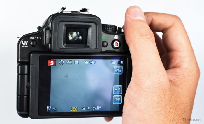 Gọn gàng khi cầm trên tay