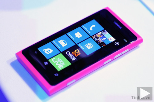 Microsoft và Nokia tặng 25.000 điện thoại Lumia 800 cho LTV ảnh 1 Microsoft và Nokia tặng 25.000 điện thoại Lumia 800 cho LTV ảnh 1