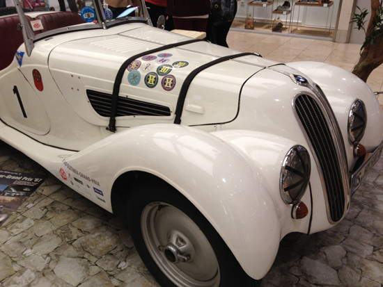 Như 1 đặc trưng, camera của iPhone luôn cho màu sắc sáng hơn với các sắc độ được khuếch đại lên. Tuy đôi khi trông giả tạo nhưng hầu hết mọi người đều ưa thích màu sáng của ảnh. Như 1 đặc trưng, camera của iPhone luôn cho màu sắc sáng hơn với các sắc độ được khuếch đại lên. Tuy đôi khi trông giả tạo nhưng hầu hết mọi người đều ưa thích màu sáng của ảnh.