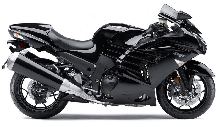 Buồng đốt, piston và hệ thống nạp được thiết kế lại nhằm nâng cao hiệu suất, các trục cam cũng được gia cường để có thể chịu được mức độ vòng quay lớn của máy và tay đòn sau dài hơn 10mm so với người tiền nhiệm. Buồng đốt, piston và hệ thống nạp được thiết kế lại nhằm nâng cao hiệu suất, các trục cam cũng được gia cường để có thể chịu được mức độ vòng quay lớn của máy và tay đòn sau dài hơn 10mm so với người tiền nhiệm.