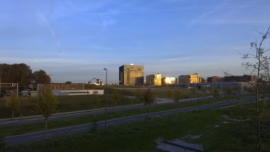 Dưới ống kính N9 đây nhìn như cảnh chiều muộn. Dưới ống kính N9 đây nhìn như cảnh chiều muộn.