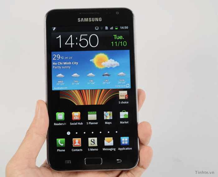 Samsung Galaxy Note có những tính năng rất riêng như cây bút hồng ngoại cho phép vẽ, tạo ghi chú S Memo hay kéo thả, tương tác với các mục lịch S Planner. Samsung Galaxy Note có những tính năng rất riêng như cây bút hồng ngoại cho phép vẽ, tạo ghi chú S Memo hay kéo thả, tương tác với các mục lịch S Planner.