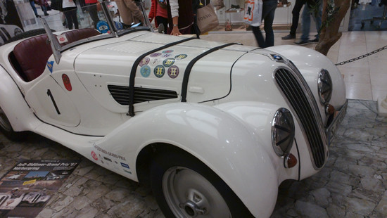 N9 cho ảnh có màu sắc thật, tuy nhiên hơi tối. N9 cho ảnh có màu sắc thật, tuy nhiên hơi tối.