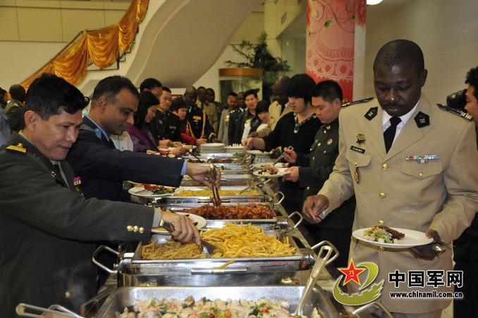 Học viên quân sự nước ngoài đón tết Âm tại Trung Quốc ảnh 10 Học viên quân sự nước ngoài đón tết Âm tại Trung Quốc ảnh 10