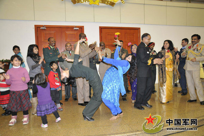 Học viên quân sự nước ngoài đón tết Âm tại Trung Quốc ảnh 2 Học viên quân sự nước ngoài đón tết Âm tại Trung Quốc ảnh 2