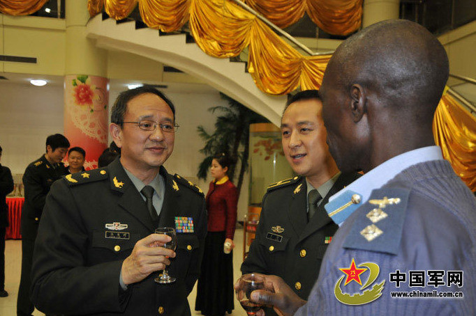 Học viên quân sự nước ngoài đón tết Âm tại Trung Quốc ảnh 12 Học viên quân sự nước ngoài đón tết Âm tại Trung Quốc ảnh 12