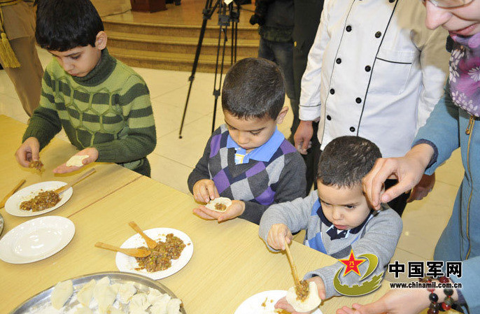 Học viên quân sự nước ngoài đón tết Âm tại Trung Quốc ảnh 5 Học viên quân sự nước ngoài đón tết Âm tại Trung Quốc ảnh 5