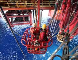 Dàn khoan HD 981 của Trung Quốc hoạt động trái phép trong vùng đặc quyền kinh tế của Việt Nam Dàn khoan HD 981 của Trung Quốc hoạt động trái phép trong vùng đặc quyền kinh tế của Việt Nam